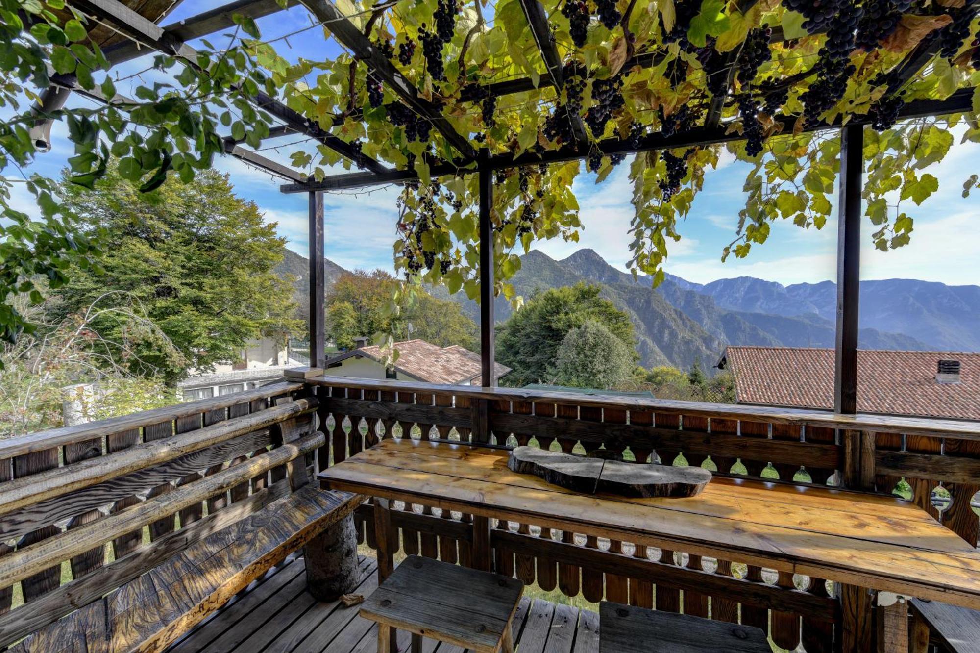 Chalet "Baita Cavacca" Crone Exteriér fotografie